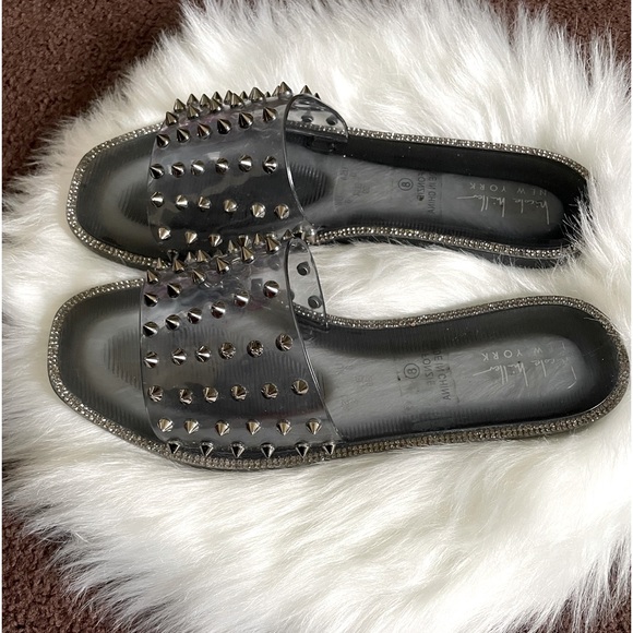 Nicole by Nicole Miller Shoes - Nicole Miller Sandals, size 8